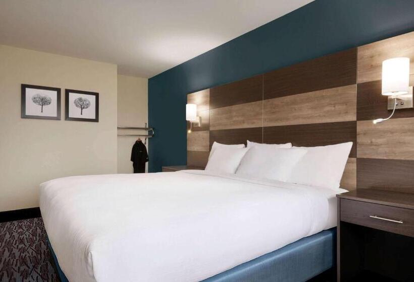 غرفة قياسية سرير كينج لذوى الإحتياجات الخاصة, Americinn By Wyndham Dodgeville