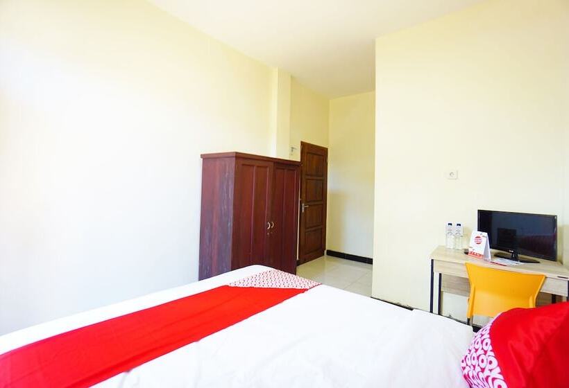 Quarto Estandar, Oyo 1292 Lieke Residence