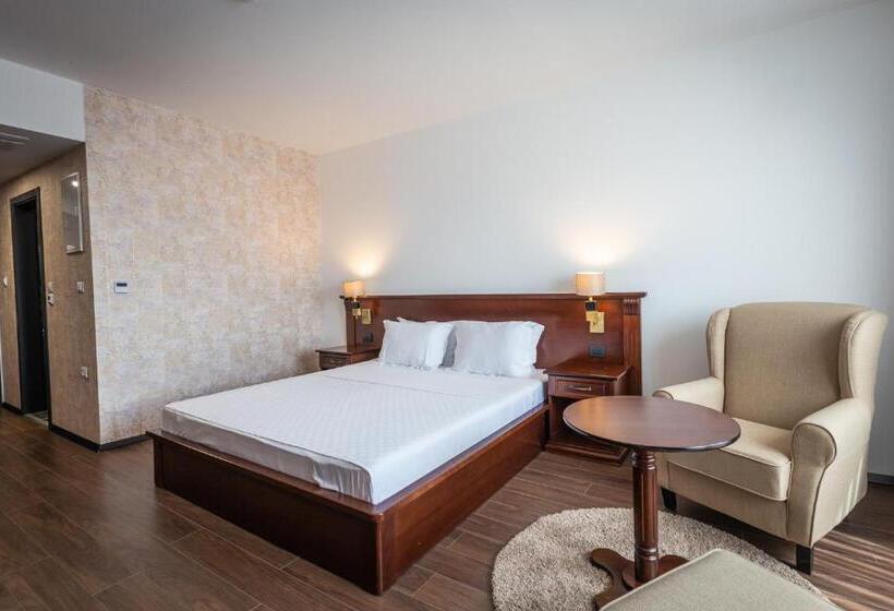 اتاق لوکس, Sky Gevgelija