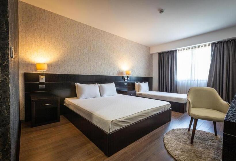 اتاق لوکس سه تخته, Sky Gevgelija