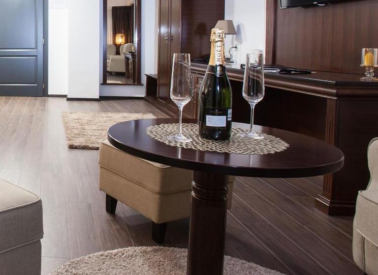 سوییت سوپریور, Sky Gevgelija