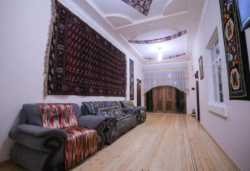 اتاق استاندارد چهار تخته, Khiva Muhammadali