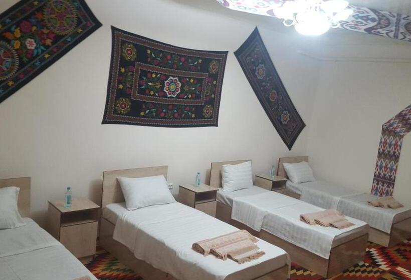 اتاق استاندارد چهار تخته, Khiva Muhammadali