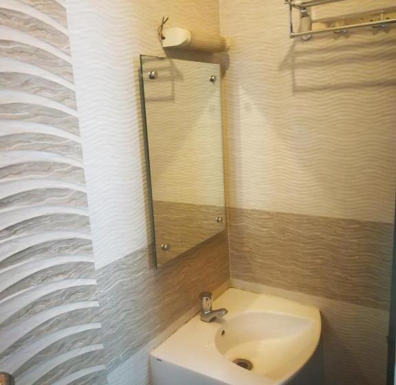 غرفة قياسية, Lalsai Residency Andheri