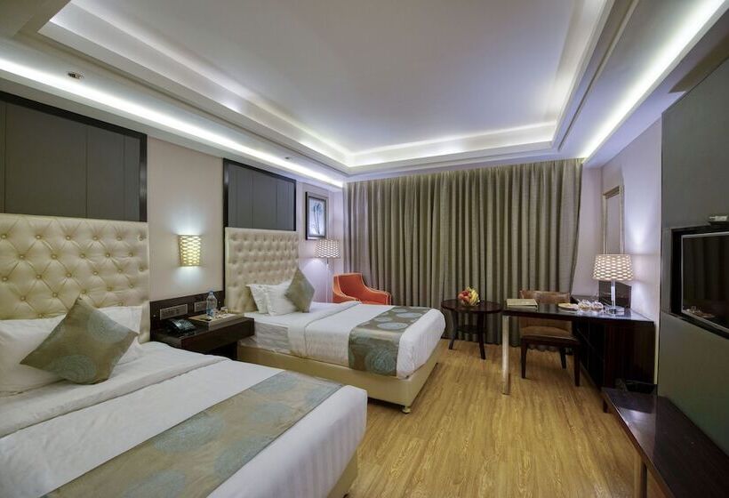 Номер Deluxe, Om Clarks Inn Raebareli