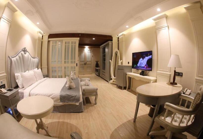 سوئیت با تخت بزرگ, Regenta Central Rs Chennai Omr Sipcot