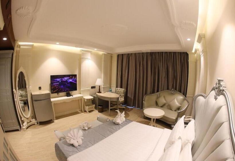 سوئیت با تخت بزرگ, Regenta Central Rs Chennai Omr Sipcot