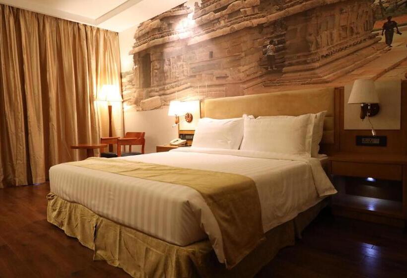 اتاق لوکس, Regenta Central Rs Chennai Omr Sipcot