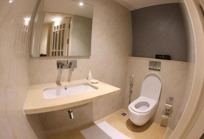 سوئیت با تخت بزرگ, Regenta Central Rs Chennai Omr Sipcot