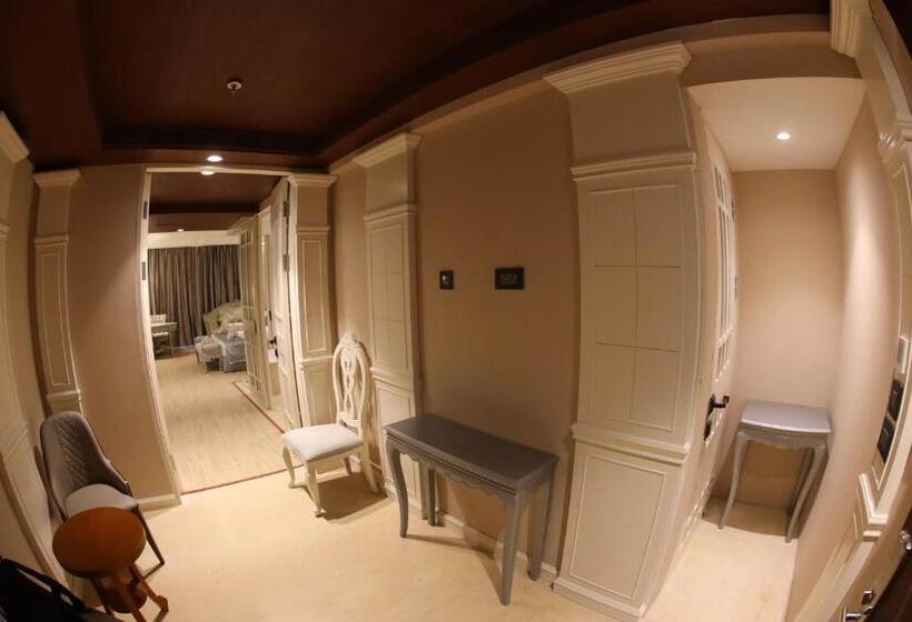 سوئیت با تخت بزرگ, Regenta Central Rs Chennai Omr Sipcot