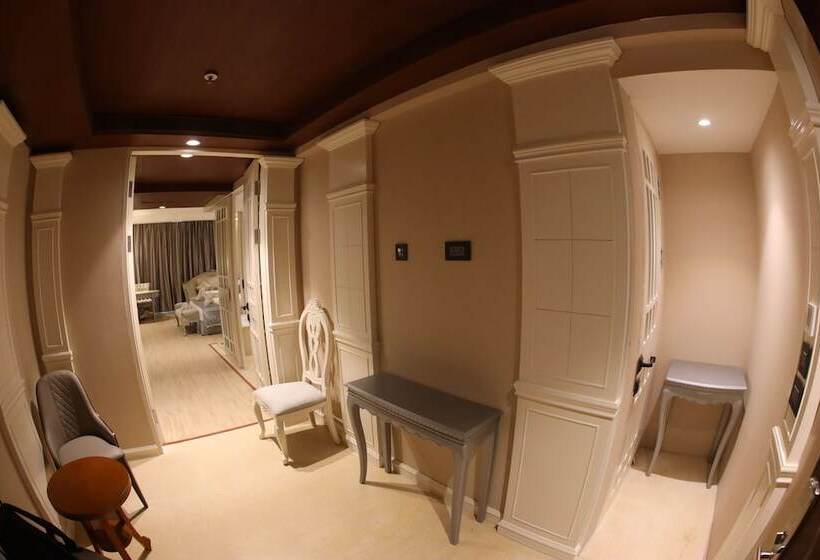 سوئیت با تخت بزرگ, Regenta Central Rs Chennai Omr Sipcot