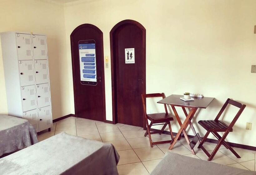 スタンダードトリプルルーム, Hostel Mundo