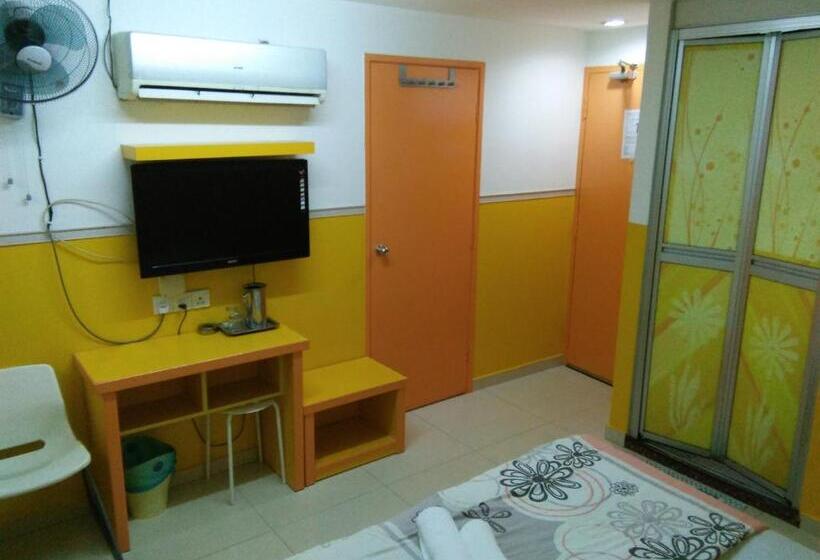 Deluxe Rum, Abby Igb Tasek