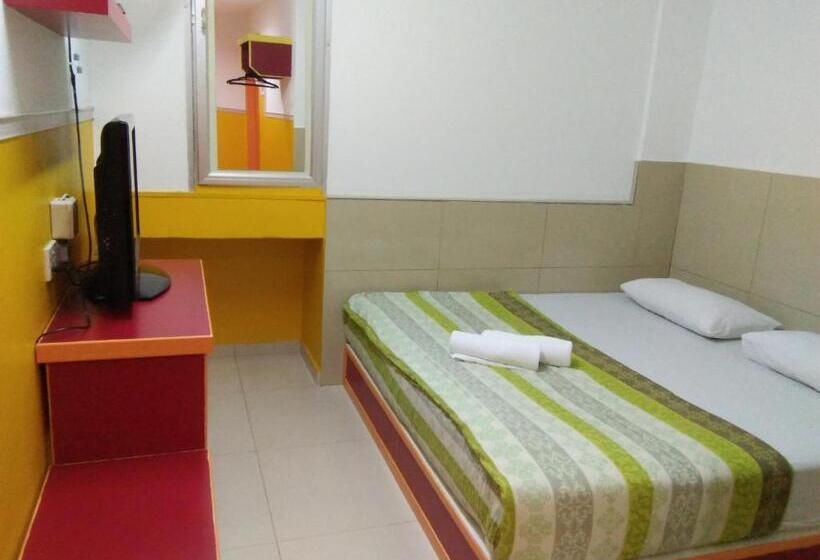 Deluxe Rum, Abby Igb Tasek