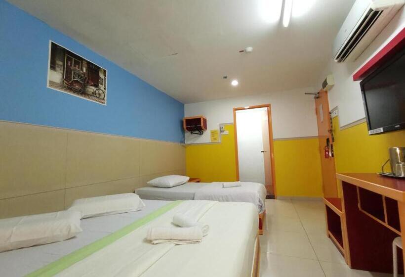 Superior Trippelrum, Abby Igb Tasek