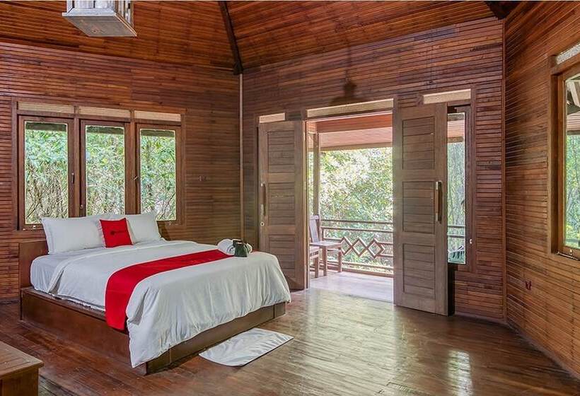 Номер Economy, Reddoorz Resort @ Taman Wisata Mangrove