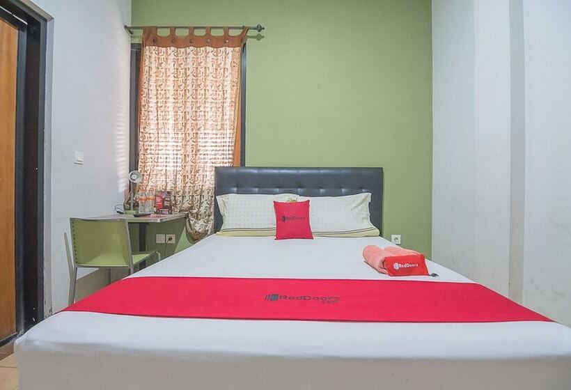 Номер Стандарт, Reddoorz Syariah Near Krida Nusantara