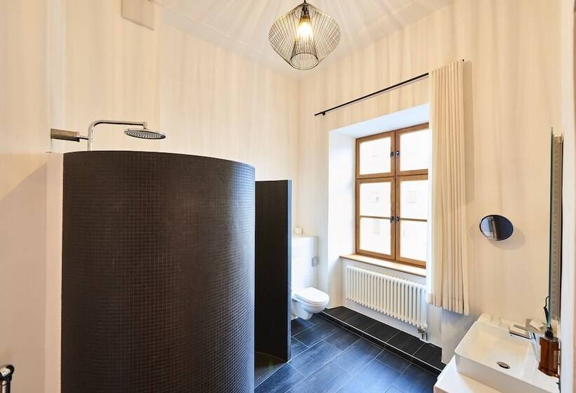 套房, Post Berching