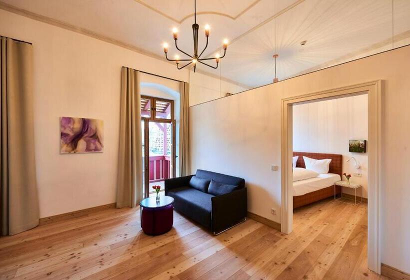 套房, Post Berching