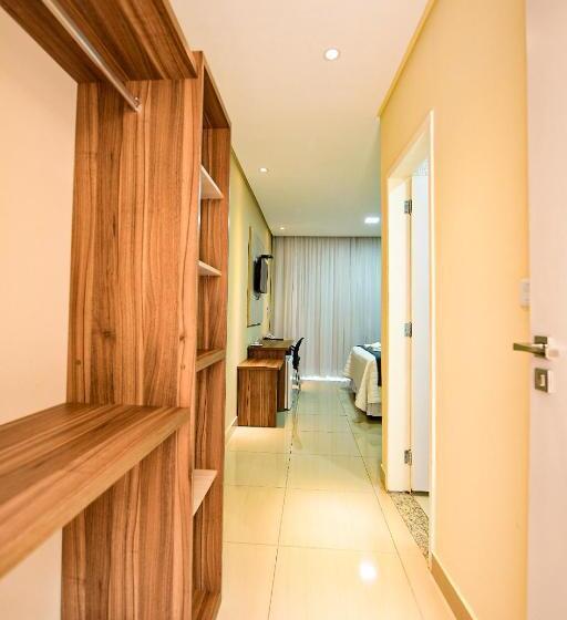 标准三人间, Triunfo Papo