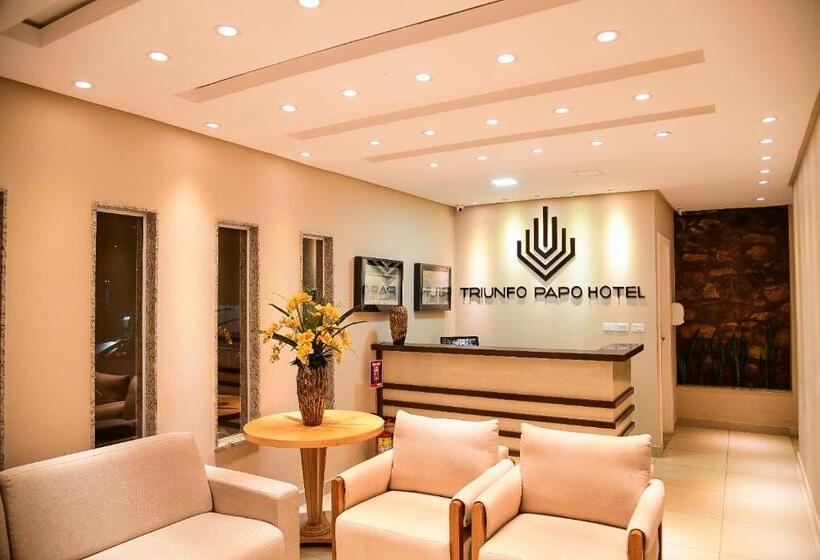 带阳台标准四人间, Triunfo Papo