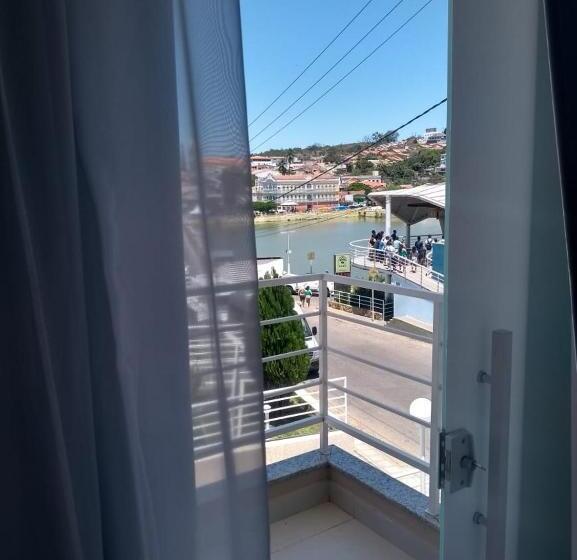 带阳台标准四人间, Triunfo Papo