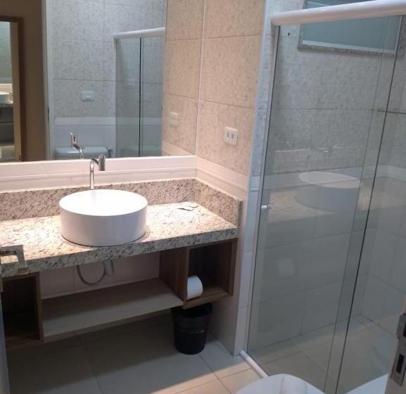 带阳台标准四人间, Triunfo Papo