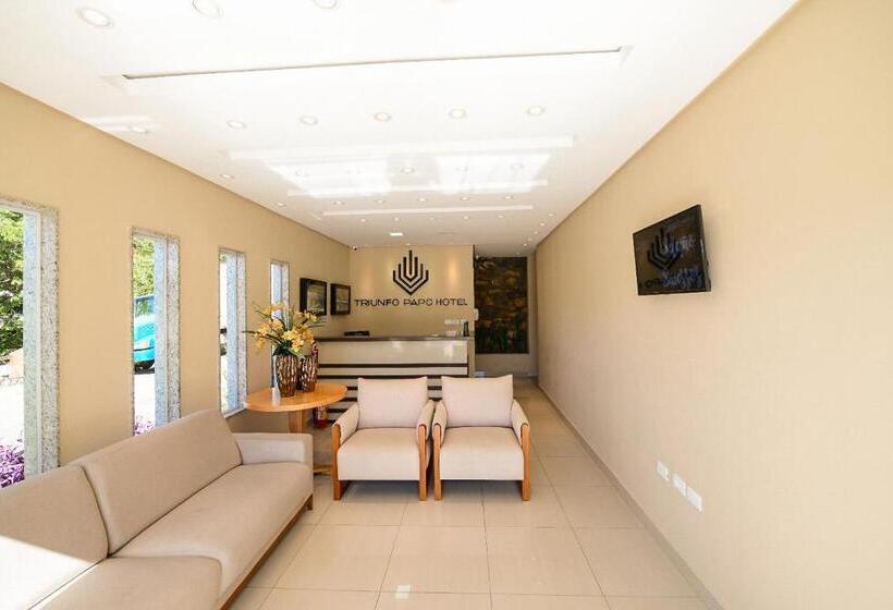 带阳台标准四人间, Triunfo Papo