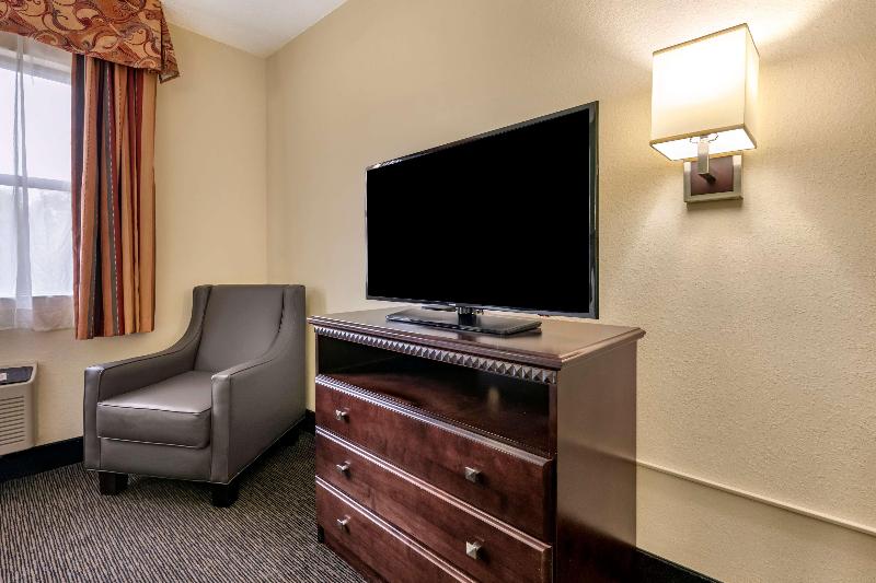 חדר סטנדרט מותאם לאדם עם מוגבלויות, Best Western Gateway Grand