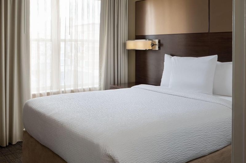 جناح رئاسى, Best Western Gateway Grand