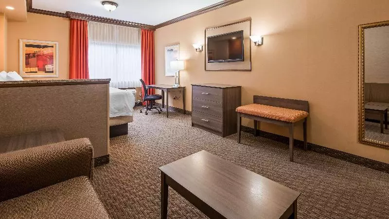 سوئیت با تخت بزرگ, Best Western Plus North Canton Inn & Suites