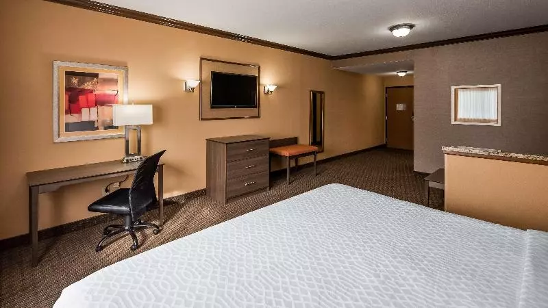 سوئیت با تخت بزرگ, Best Western Plus North Canton Inn & Suites