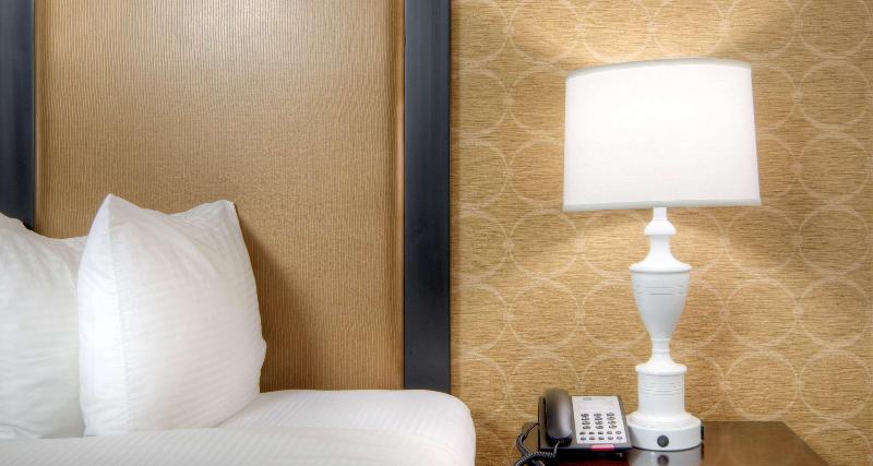 스위트 킹사이즈 침대, Best Western Plus Palm Court