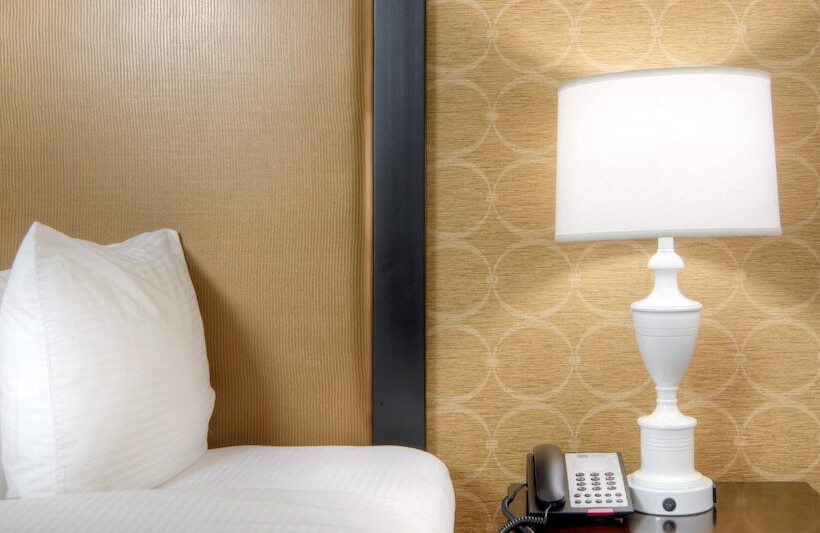 발코니가 있는 스위트, Best Western Plus Palm Court