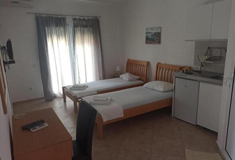 اتاق لوکس, Apartment's Meti