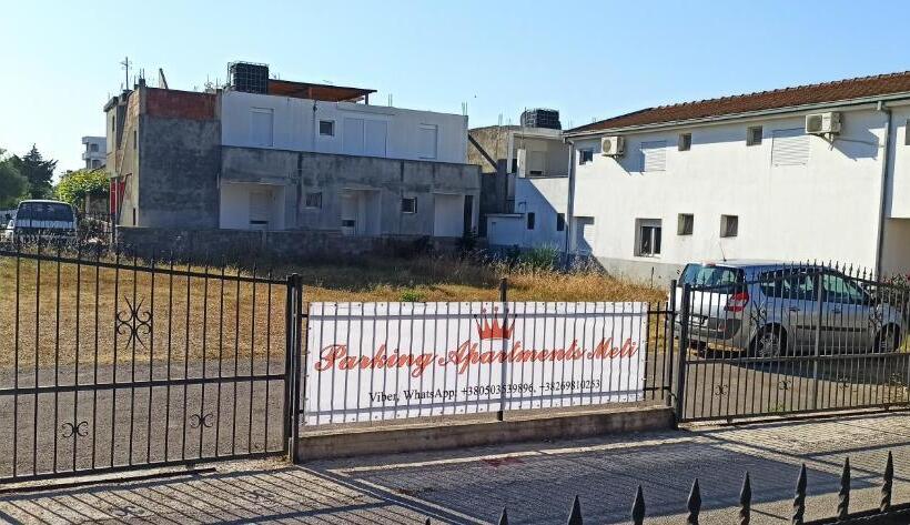 آپارتمان 2 خوابه, Apartment's Meti