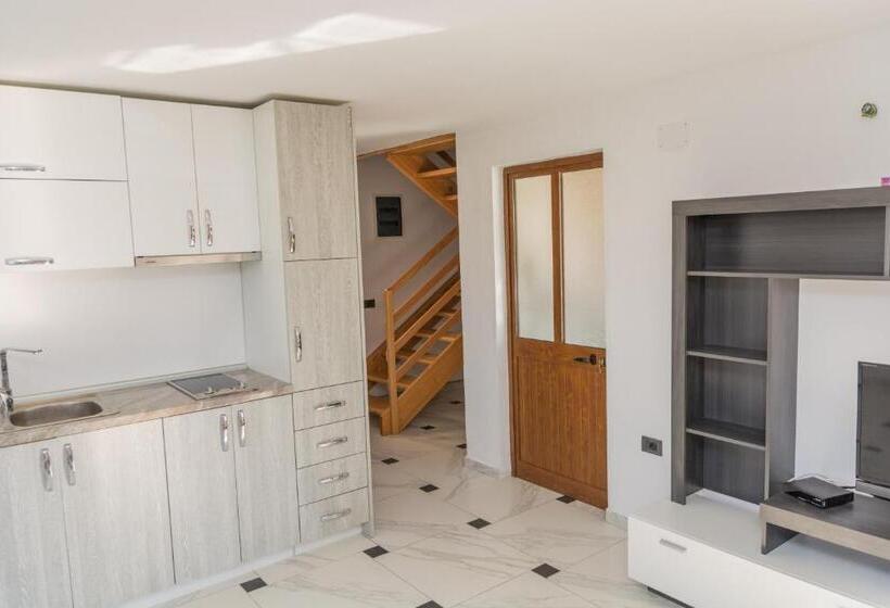 سوئیت 2 خوابه, Leonida Resort