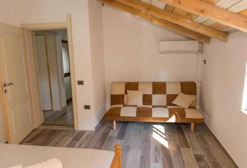 سوئیت 2 خوابه, Leonida Resort