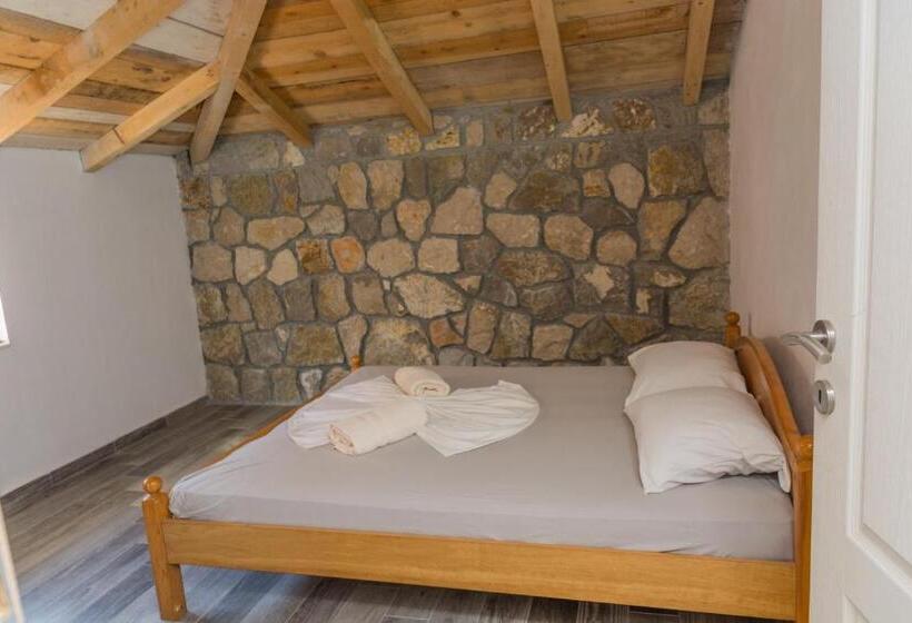 سوئیت 2 خوابه, Leonida Resort