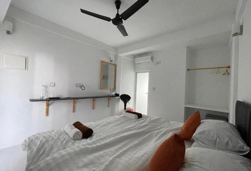 اتاق لوکس, Thoddoo White Sand Inn