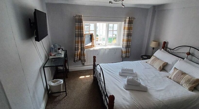 غرفة قياسية حمام مشترك, Winchester Arms