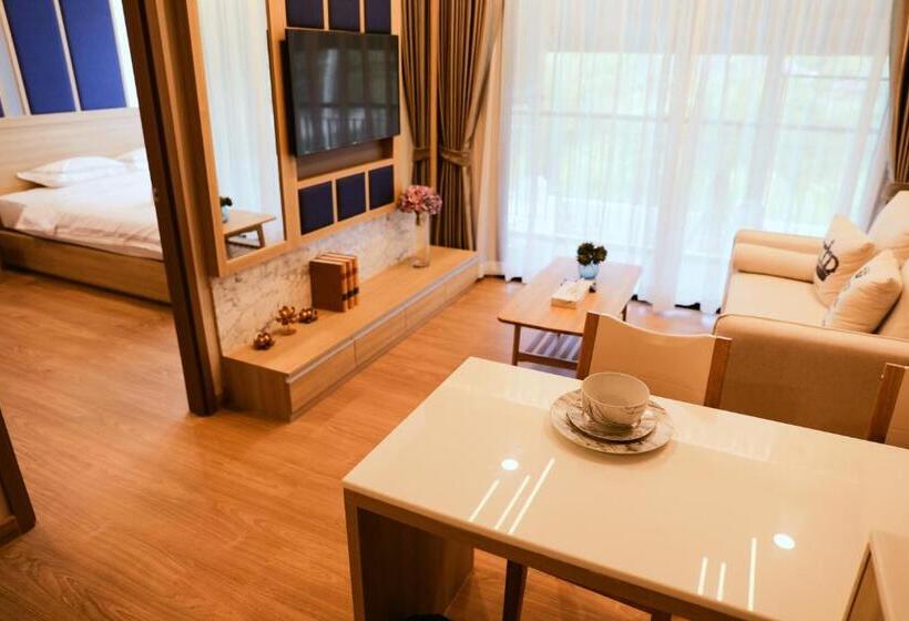 Люкс Deluxe Кровать Кинг, Pleasant Chiangmai