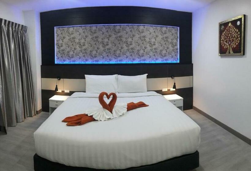 Standard Studio King Bed, Heaven Apartments