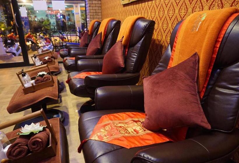 Standard Studio King Bed, Heaven Apartments