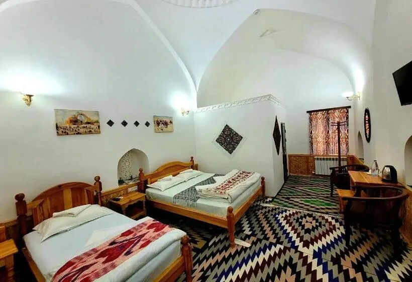 デラックスファミリールーム, Madrasah Polvon Qori Boutique Hotel Xix Century