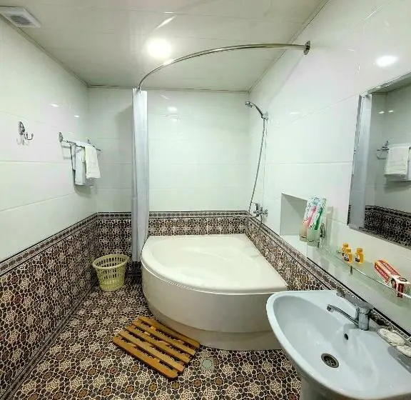 スタンダードトリプルルーム, Madrasah Polvon Qori Boutique Hotel Xix Century