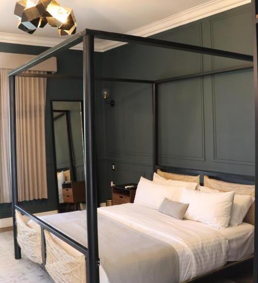 Номер Deluxe, Mansión E. Borbón