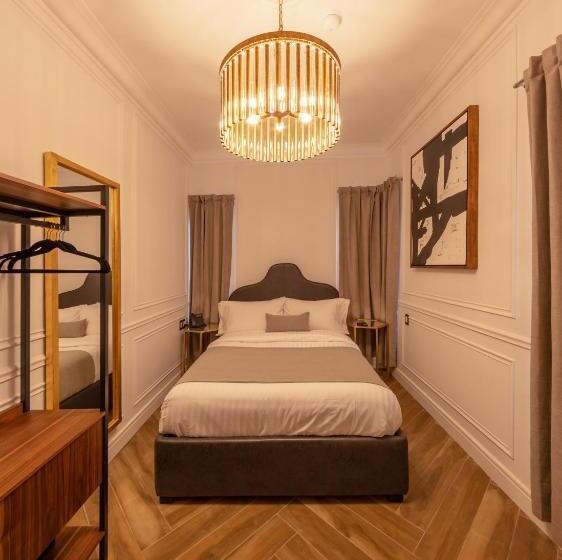 Люкс, Mansión E. Borbón