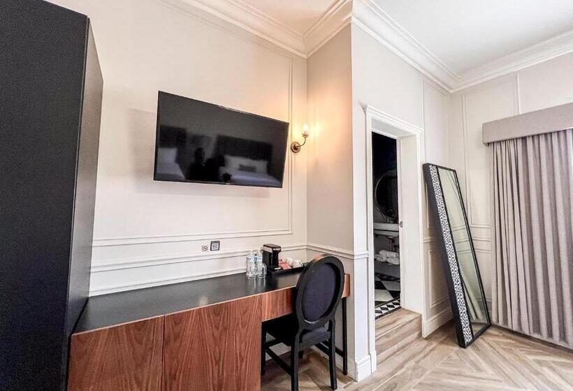 Номер Deluxe, Mansión E. Borbón