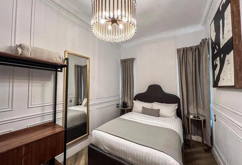 Люкс, Mansión E. Borbón